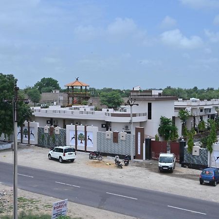Modi Resort And Garden Chhapar Exterior photo